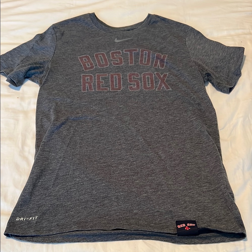 Nike Gray Short Sleeve Tee Boston Red Sox
